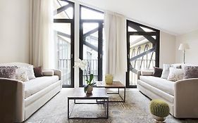 Adriano Residence